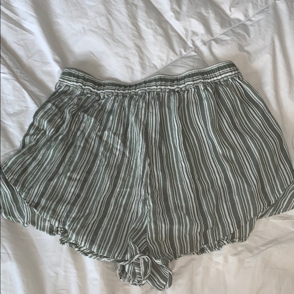 Aeropostale Striped Shorts - Picture 3 of 3